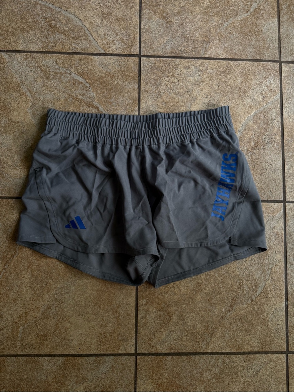 NWT Adidas Kansas Jayhawks Women’s Shorts Grey Medium
